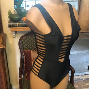 Misguided Sexy Open Side Bandage Style one piece Swimsuit New